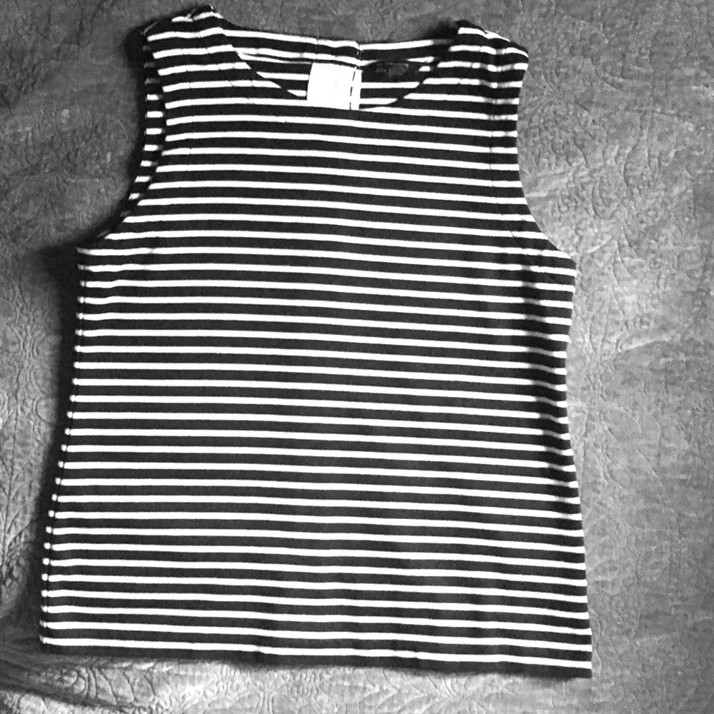 Adorable Button-Up Back Navy & White Striped Sleeveless Top